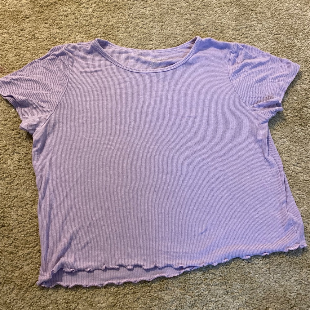 american eagle purple tee
